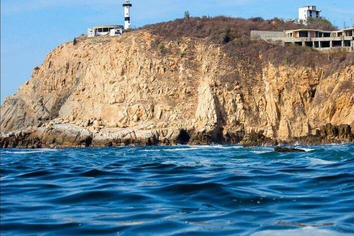 Catamaran Tour of the Bays of Huatulco