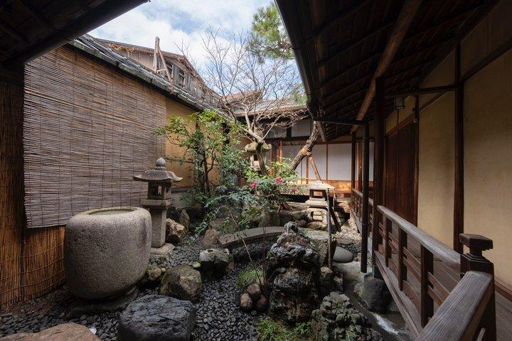 Kyoto: Tea Ceremony in a 150-Year-Old Silk Merchant's Home