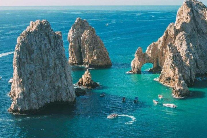 Cabo Boat Ride to El Arco and Lovers Beach with Swimming