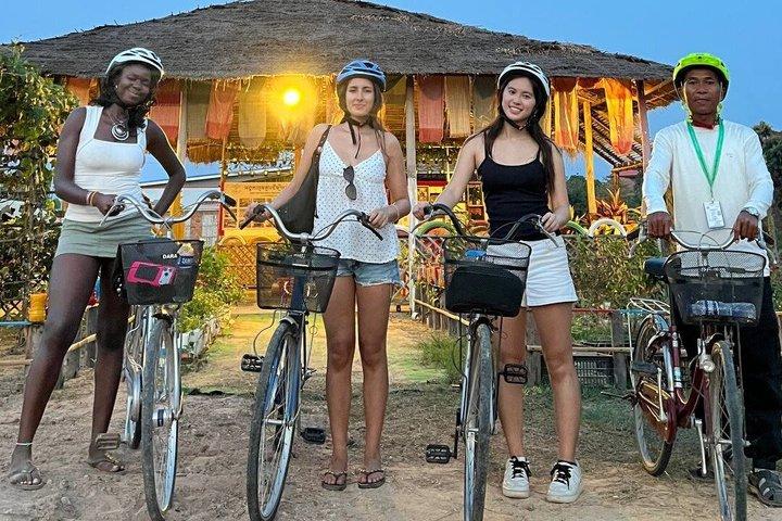 Small Group Countryside, Sunset, Siem Reap; Bike Tours & Picnic