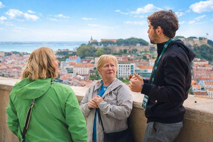 Lisbon Tuk Tuk City Tour: Lisbon’s Old Town and Hidden Gems