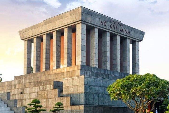 Private Hanoi Cycling Sightseeing & Street Food Tour By Bike