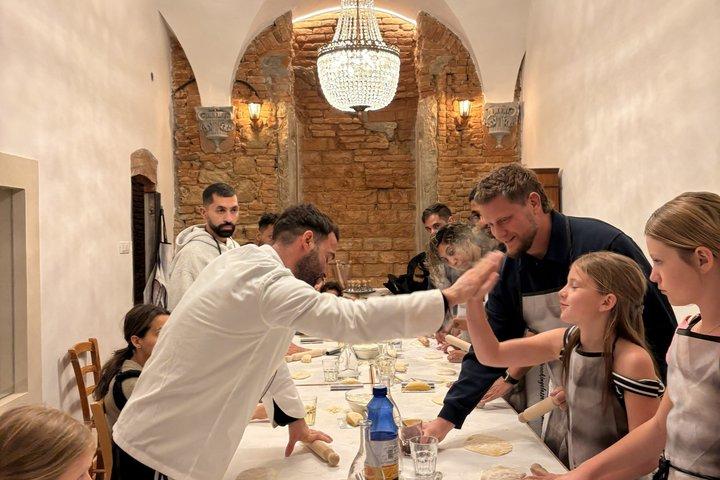 Florence: Pasta Cooking Class with Tiramisu & Gift Apron