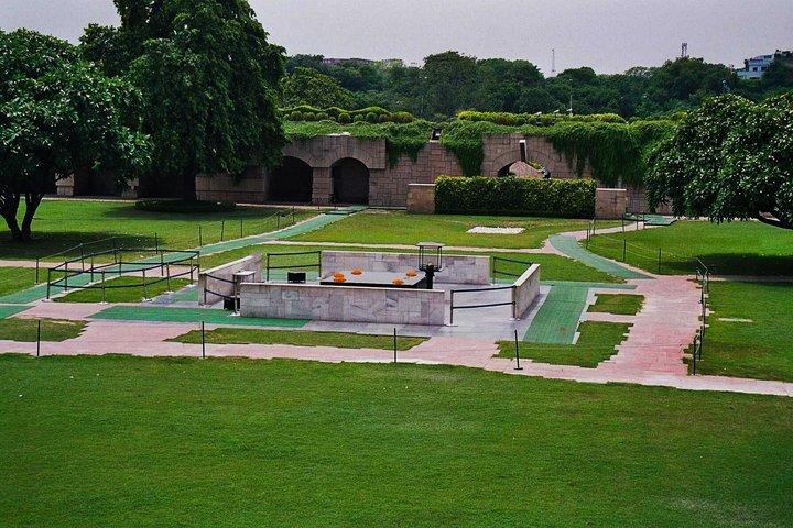 Private Full Day City Tour in Delhi with Transport