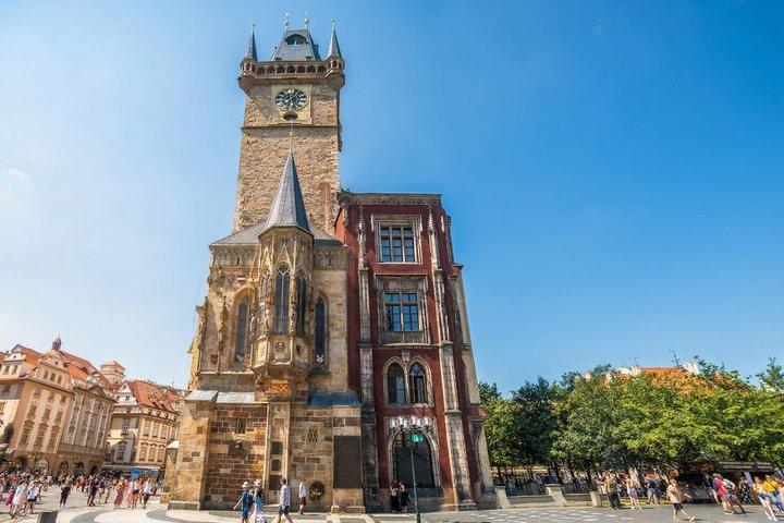 Prague Astronomical Clock and Old Town Square audio guide