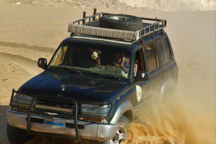 3 Days 2 Nights Adventure to White Desert Bahariya Oasis Crystal