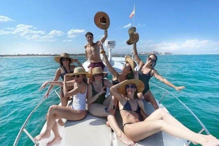 Rent a skipper boat in Malaga capital 1 - 7 people