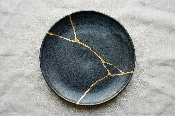 Kyoto Traditional Kintsugi Repair Experience in Central Kyoto