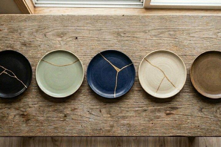 Kyoto Traditional Kintsugi Repair Experience in Central Kyoto