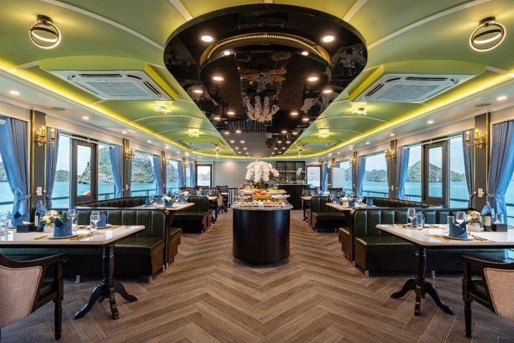 Hanoi: 5-Star Halong Bay Cruise with Kayak, Tasty Lunch & Jacuzzi