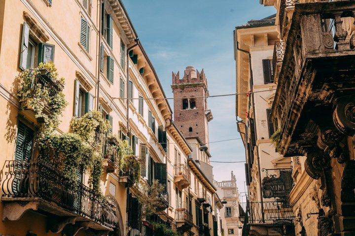 Best of Verona Highlights Walking Tour with Arena