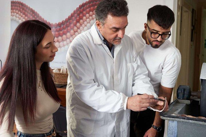 Naples Coral and Cameo Workshop in Torre del Greco