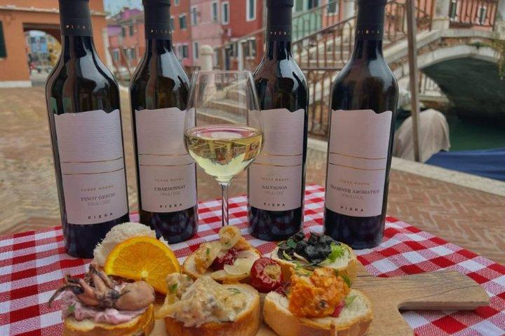 Murano & Burano Cruise with Venetian Specialties & Wine
