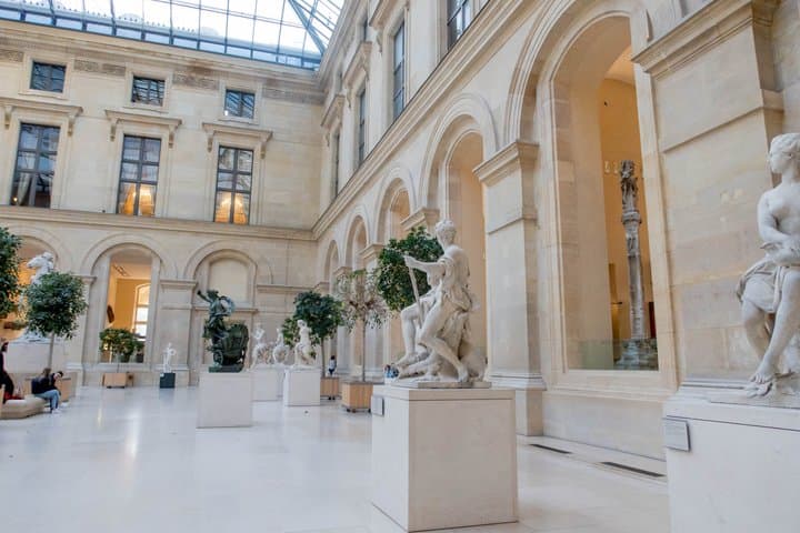Louvre Museum Guided Tour and Orsay Museum Ticket