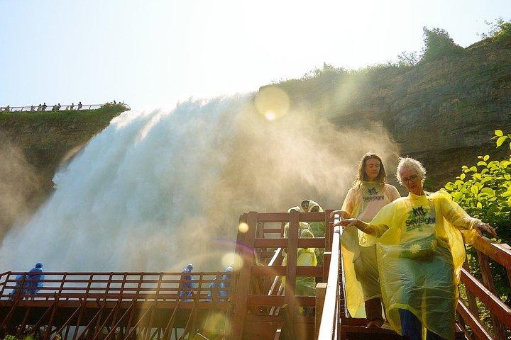 Niagara Falls USA Tour with Maid of the Mist Boat Ride