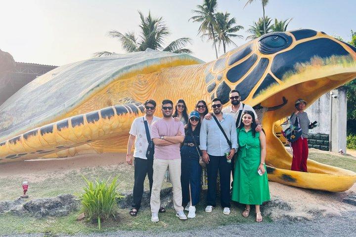 Sri Lanka Private Tour Driver with Vehicle