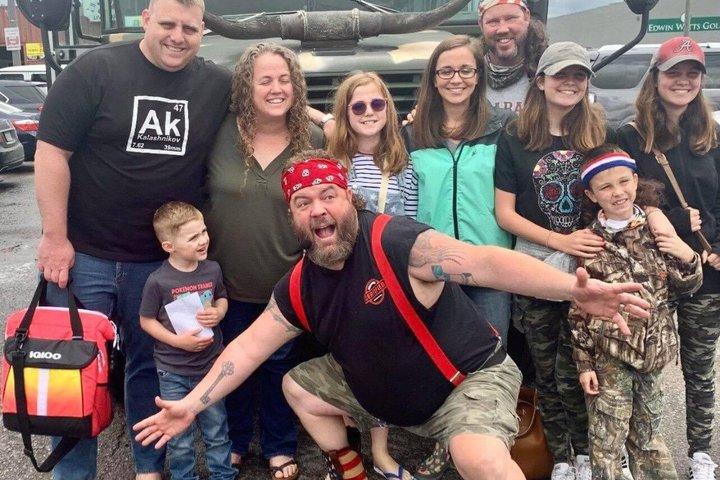Nashville Redneck Comedy Bus Tour Comedy and Sightseeing