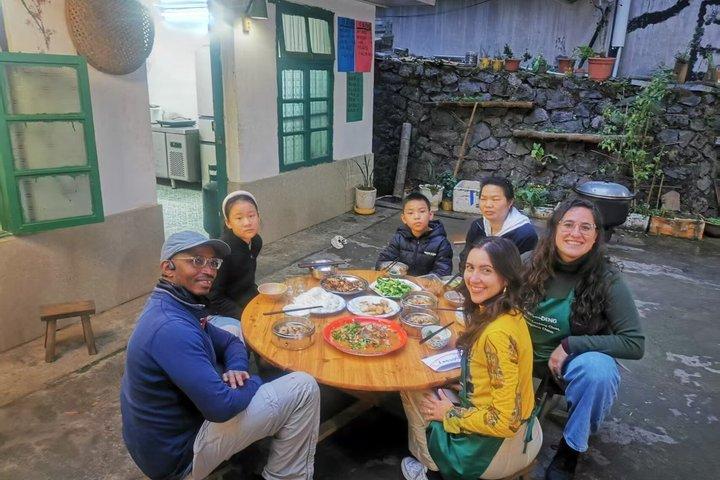Yangshuo Cooking Class with Local Market Experience