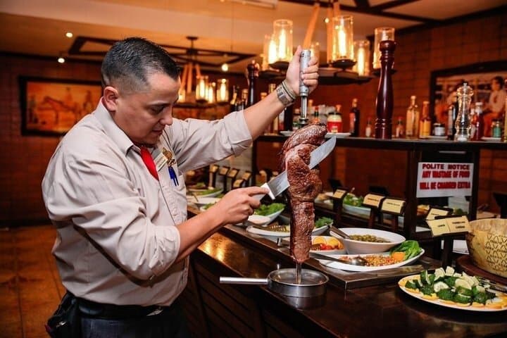 Nairobi City Walking Tour with Lunch