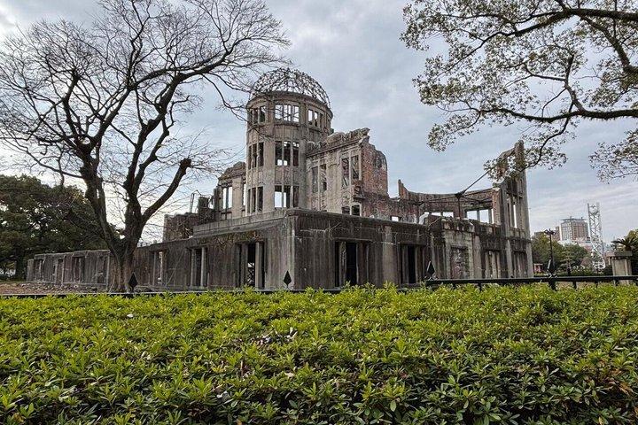 Hiroshima Peace Memorial Park and Atomic Bomb Dome Private Tour