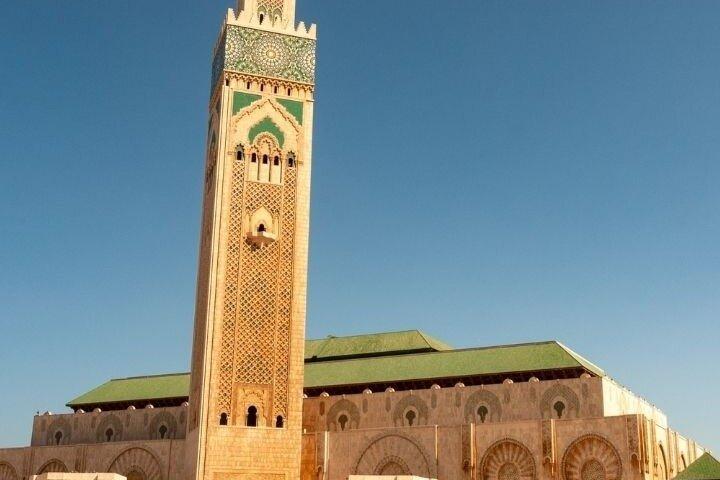 Casablanca and Rabat Tour with Moroccan Tea Time Break
