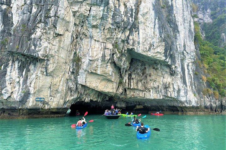 Ha Long Bay Luxury Cruise: Limousine, Kayak, Buffet, Cave, Beach