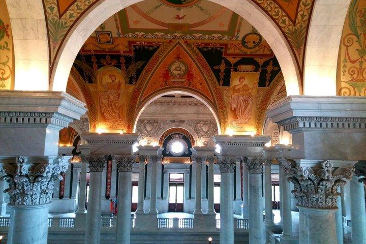 Guided Capitol Hill with US Capitol and Library of Congress Entry