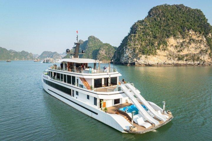 Hanoi: Explore Halong & Lan Ha Bay on Top Luxury Cruises