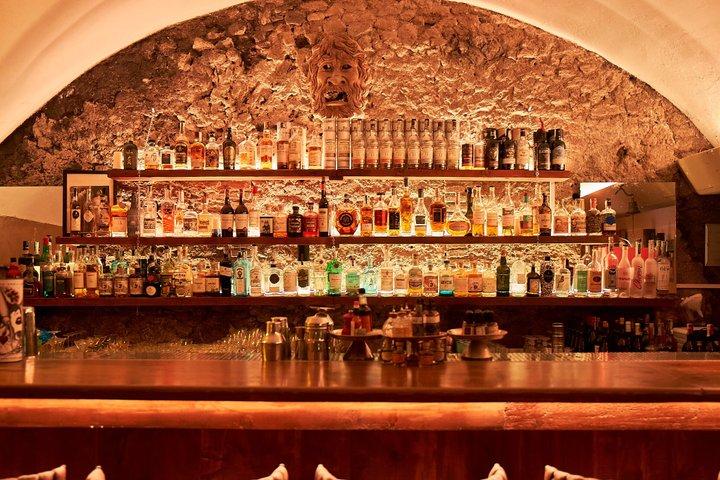 Live Jazz and Aperitivo in Rome Includes Appetizer and a Drink