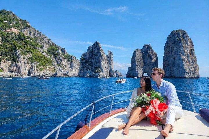 Capri in a Day All Inclusive Premium Boat Tour and City Visit