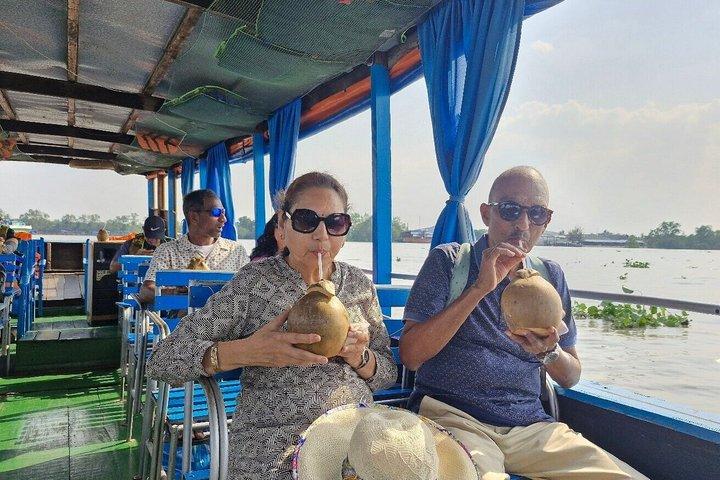 Explore the Mekong Delta: A Luxurious Full-Day Experience