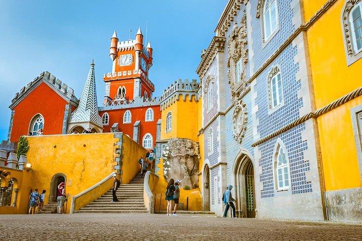 Sintra Small-Group Tour from lisbon (Max 8) with Tickets Included