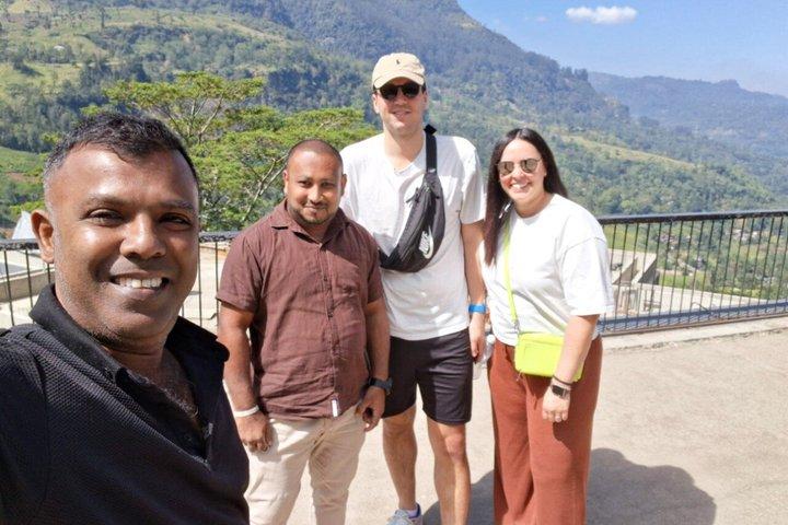 Kandy City Guided Tuk Tuk Day Tour