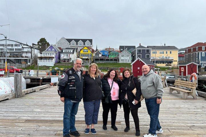 Private Peggy’s Cove, Mahone Bay & Lunenburg Tour From Halifax
