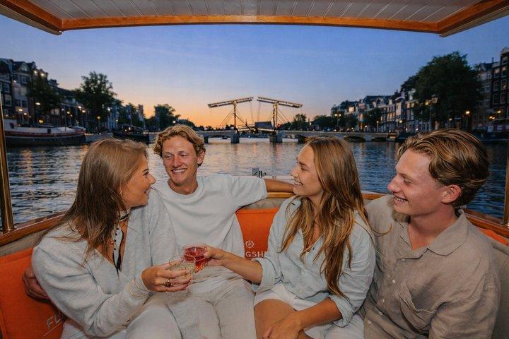 Amsterdam Evening Canal Cruise with Live Guide and Bar
