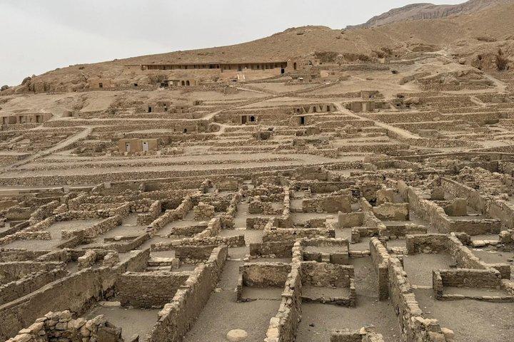 Private Tour: Medinet Habu,Valley of the Queens & Deir el-Medina