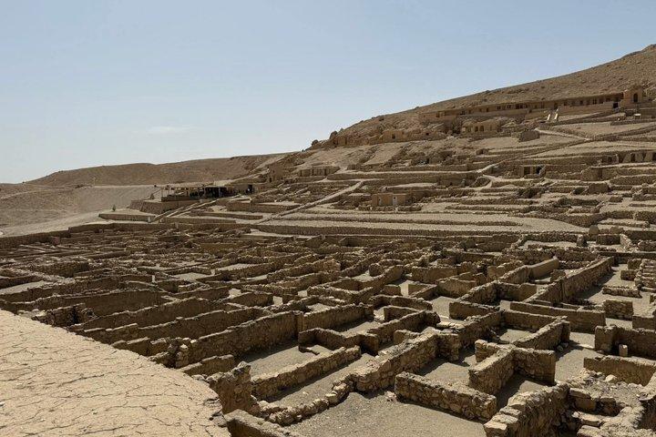 Private Tour: Medinet Habu,Valley of the Queens & Deir el-Medina