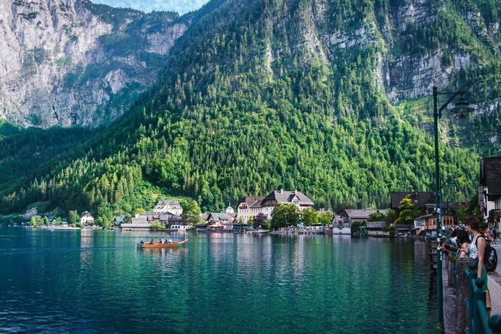 Hallstatt Day Trip from Vienna & Melk Stop in 20 Guide Languages