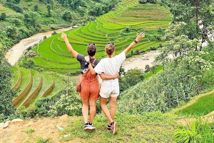 Sapa Rice Terrace Trek and Traditional Hmong Batik Experience