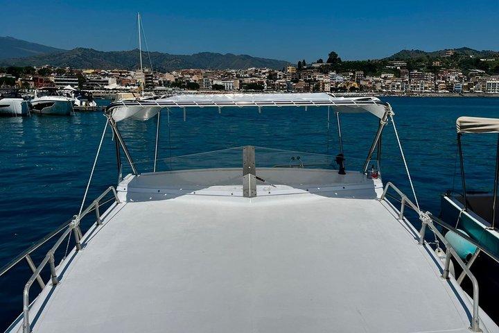 Taormina and Isola Bella Boat Tour from Messina cannoli and granite