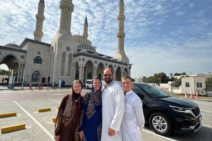 Futuristic Dubai Tour: Downtown, Frame & Museum of the Future