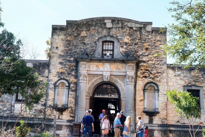 San Antonio Cultural and Heritage Tour