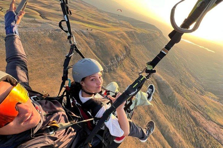 Half-Day Paragliding in Marrakech and Atlas Mountains