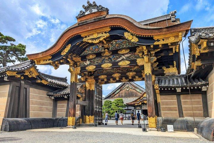 Early Bird Kyoto: Fushimi Inari, Nijo Castle & Golden Pavilion