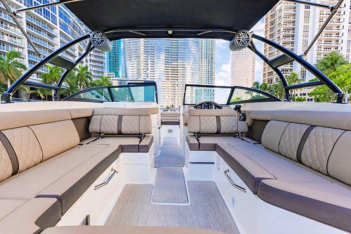 Raccoon Island Private Boat Charter Experience from Miami
