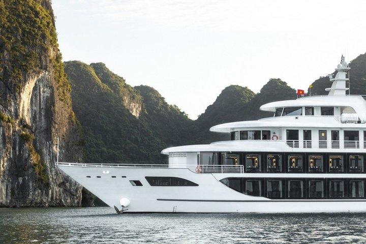 Luxury Ha Long Bay Escape with Sea Octopus Day Cruise