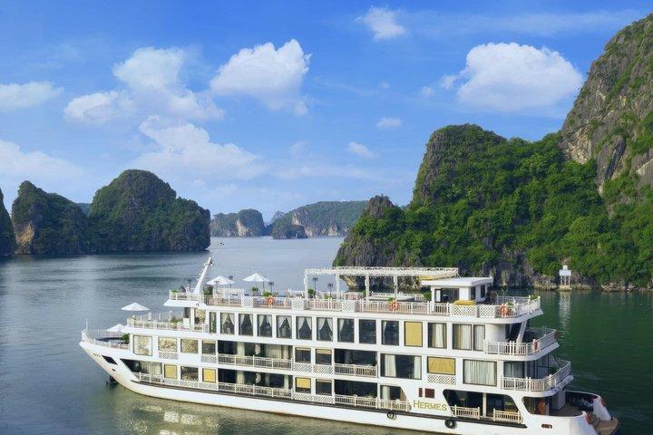 Hanoi: 2-Day Ha Long Bay Experience on Hermes Luxury Cruise