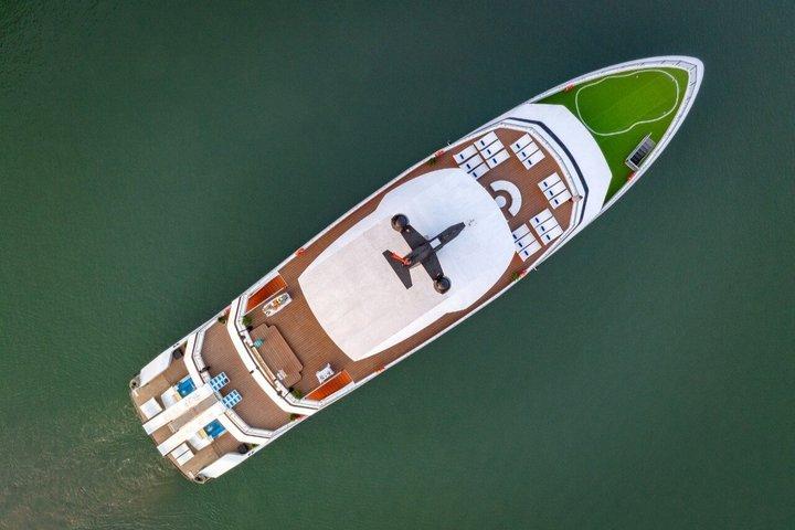 Hanoi: Hera Luxury 5-Star Day Cruise through Ha Long & Lan Ha Bay