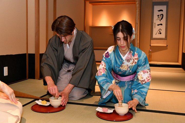 Tea Ceremony with Kimono and Professional Photoshoot in Kyoto
