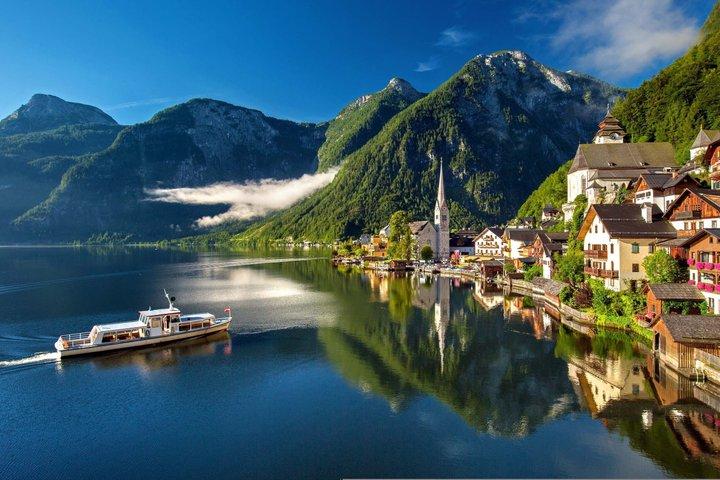Austria Day Tour with Historic and Natural Sights
